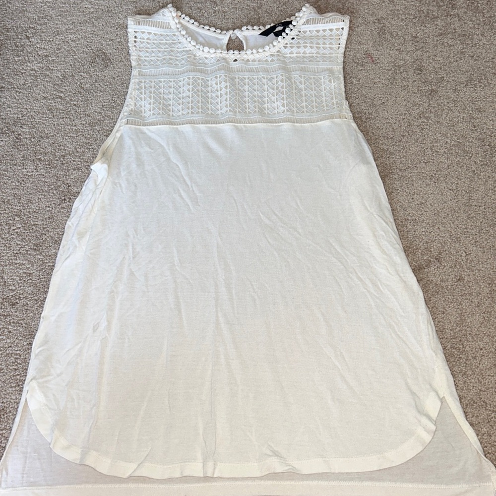 White lace tank top